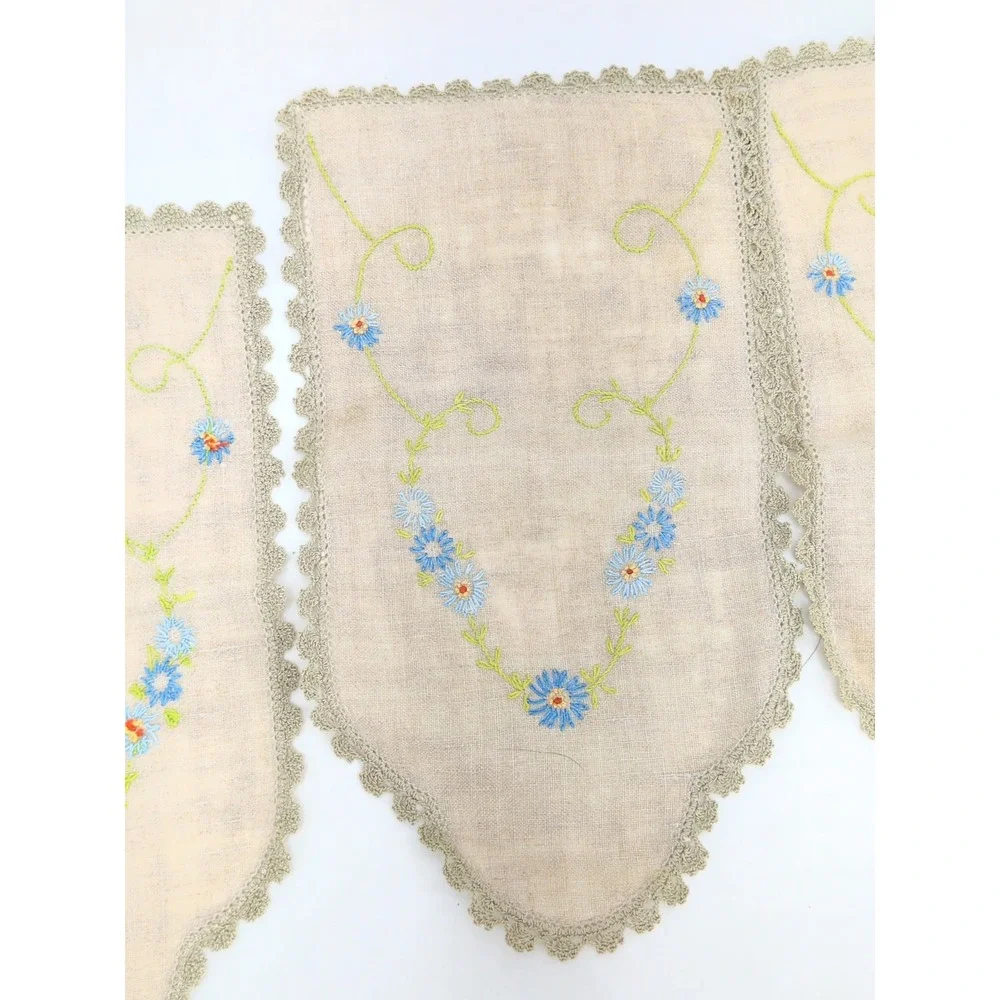 Vtg Linen Embroidered Napkins Set 4 Floral Scalloped Lace Cream Blue Green 7X12